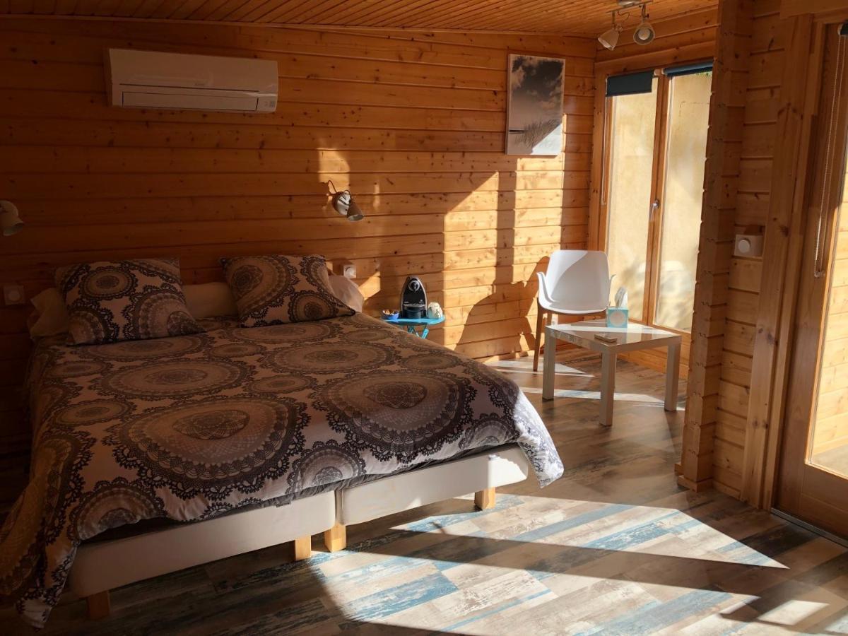 Chalet De La Source Rognac Esterno foto