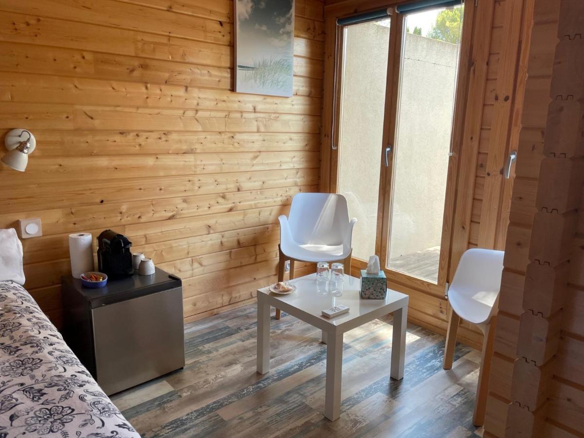 Chalet De La Source Rognac Esterno foto